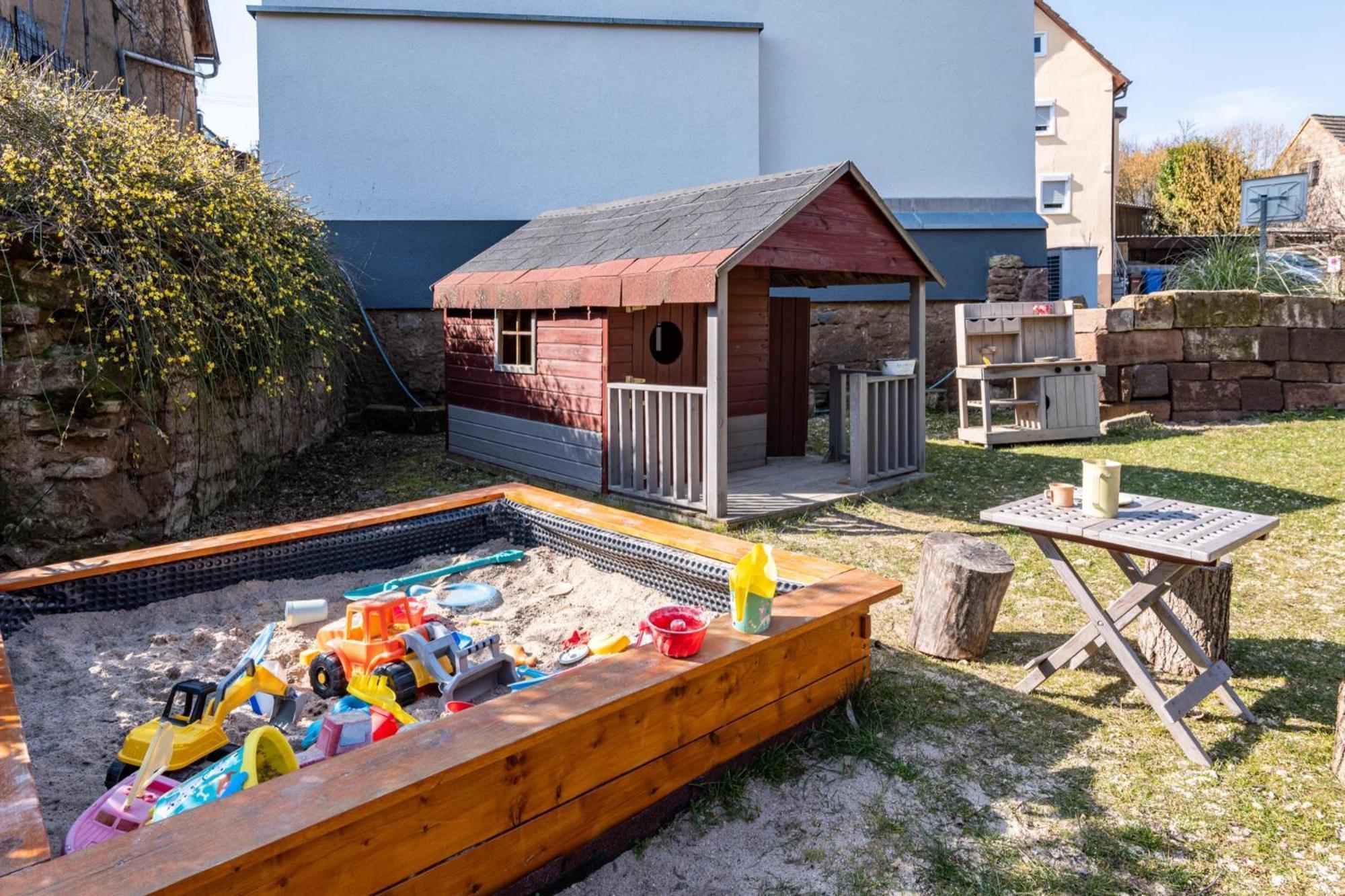 Winzercafe Neipperg Lägenhet Brackenheim Exteriör bild